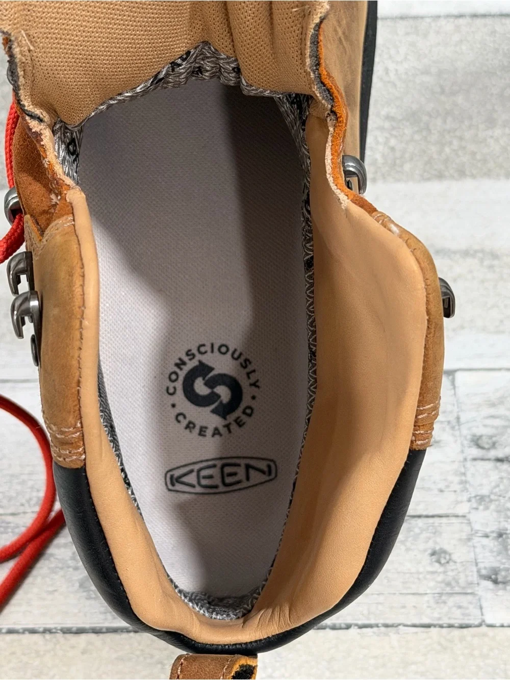 KEEN Men's Pyrenees Waterproof Hiking Boot - Syrup - Size - 10 .US